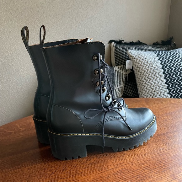 Dr Martens Leona Boot - Picture 12 of 16